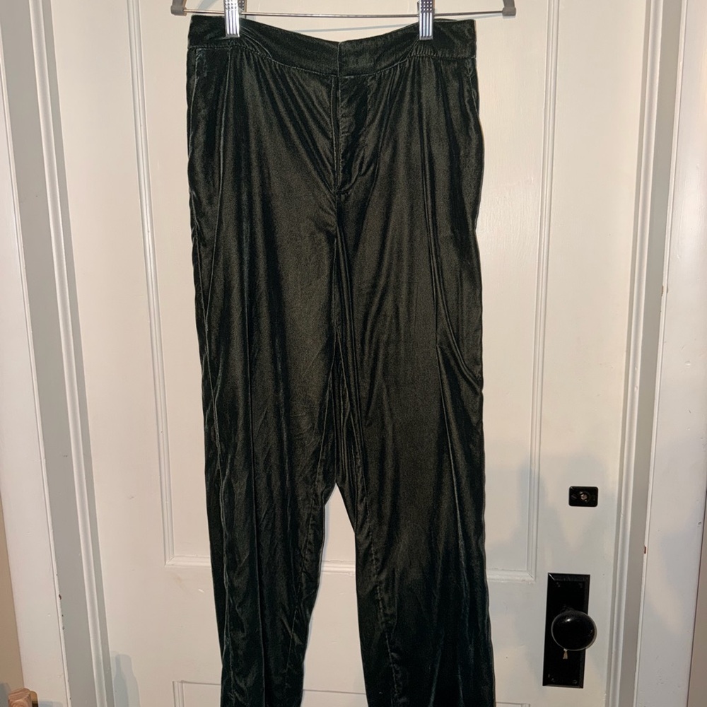 A new day velvet trousers